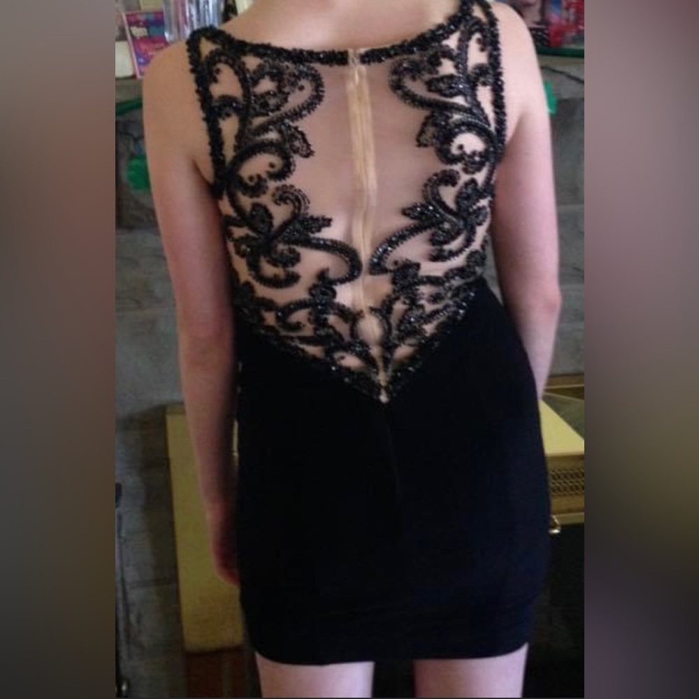 Dress - Picture 2 of 2